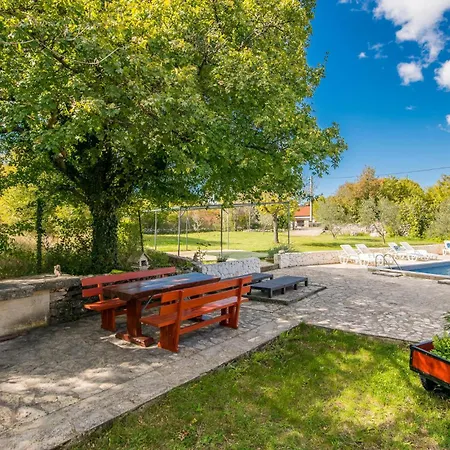 Semesterbostad Awesome In Malinska With Wifi Malinska