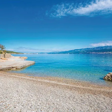 Awesome In Malinska With Wifi