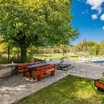 Feriehus Stunning In Malinska