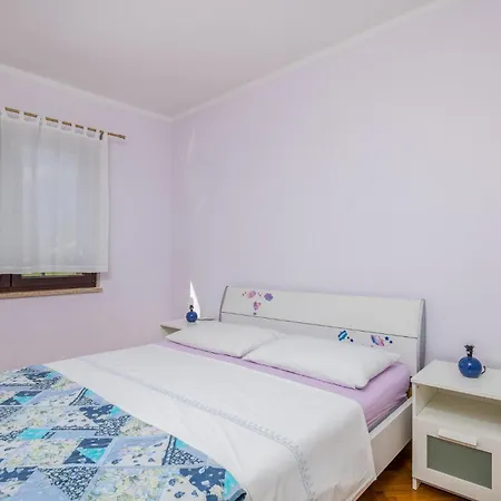 Vikendica Awesome In Malinska With Wifi Gostinjac