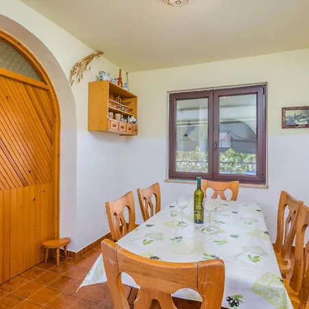 Vikendica Awesome In Malinska With Wifi